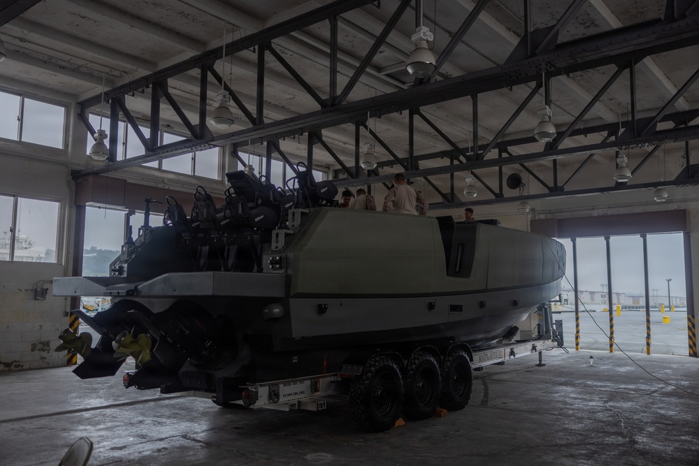 U.S. Marines Conduct Multi-Mission Reconnaissance Craft Bravo Training