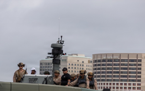 U.S. Marines Conduct Multi-Mission Reconnaissance Craft Bravo Training