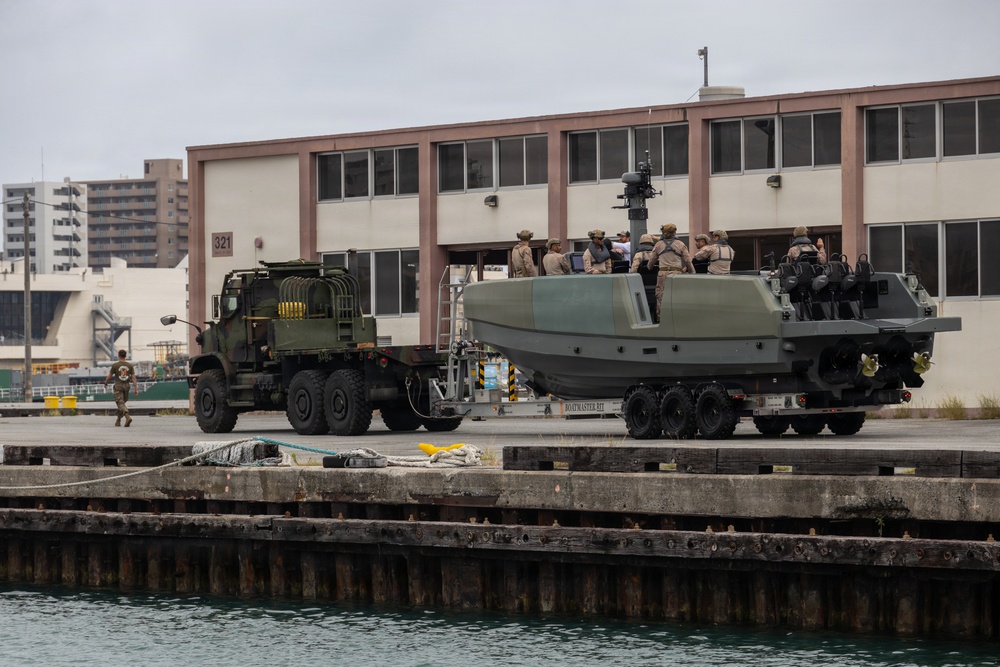 U.S. Marines Conduct Multi-Mission Reconnaissance Craft Bravo Training