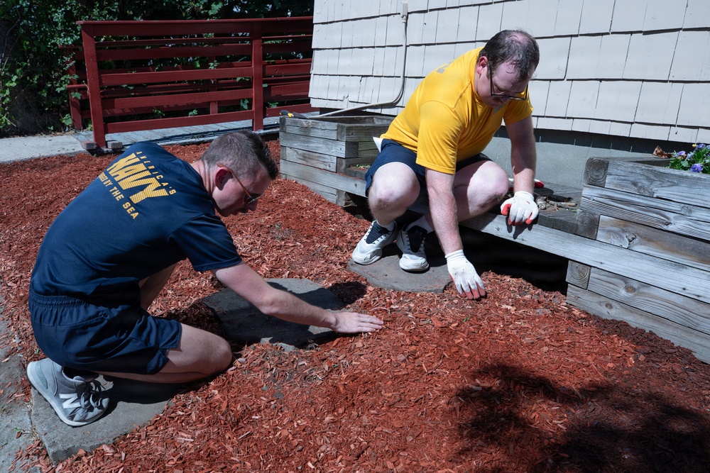 USS Arlington Sailors Lay Mulch for Sail250 Boston COMREL