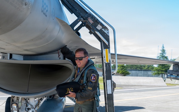 35th Fighter Wing Commander Completes Fini Flight