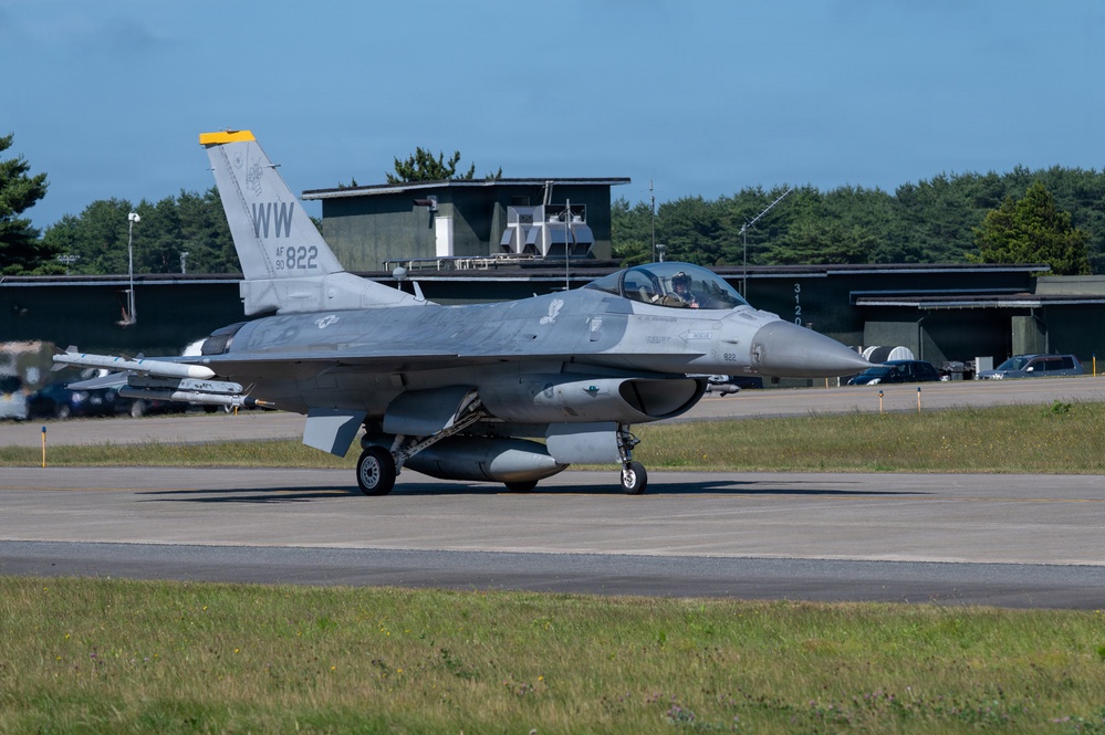 35th Fighter Wing Commander Completes Fini Flight