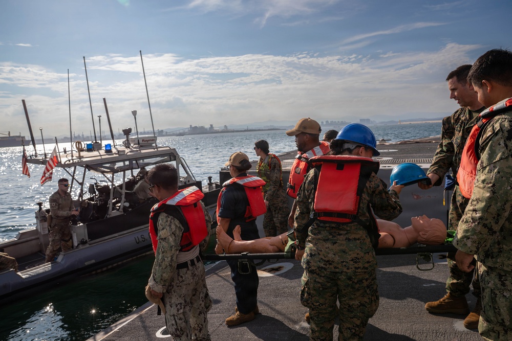 Joint Forces Conduct Crucial MEDEVAC Training During CJLOTS 2026