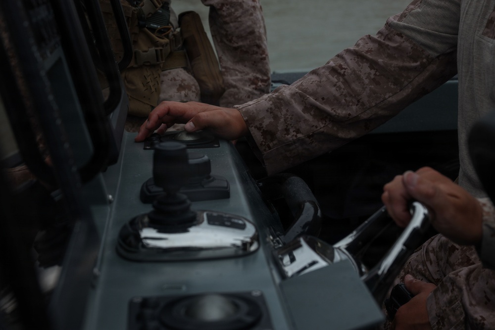 U.S. Marines Conduct Multi-Mission Reconnaissance Craft Bravo Training