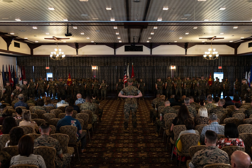 Col. Kimberly Sile assumes command of H&amp;S Bn, MCIPAC