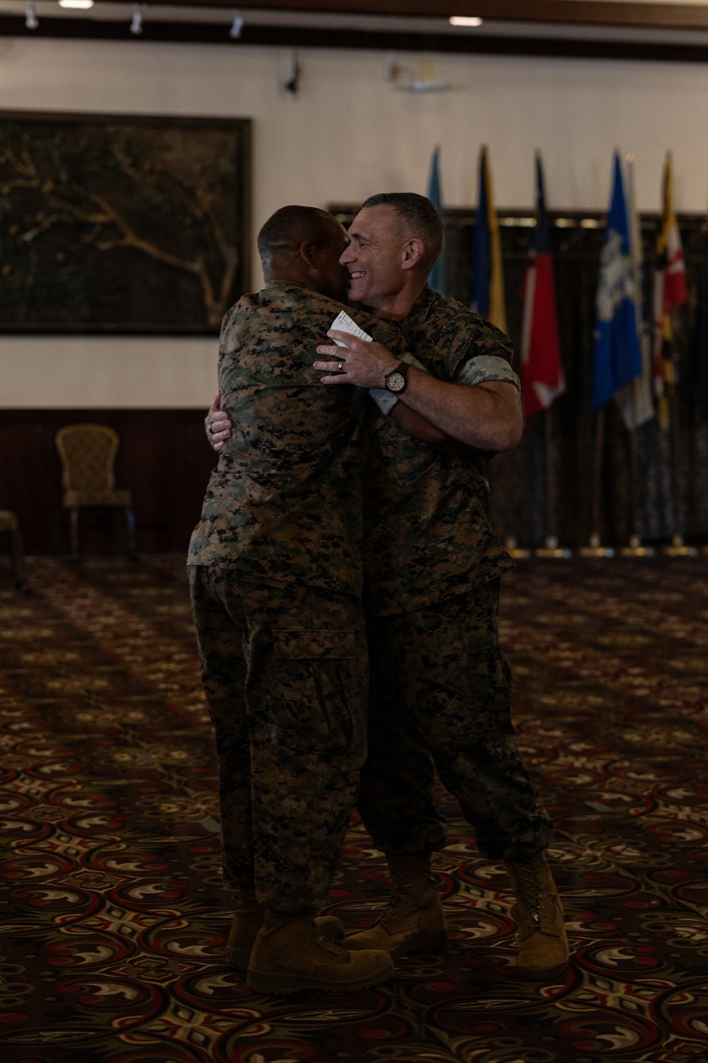 Col. Kimberly Sile assumes command of H&amp;S Bn, MCIPAC