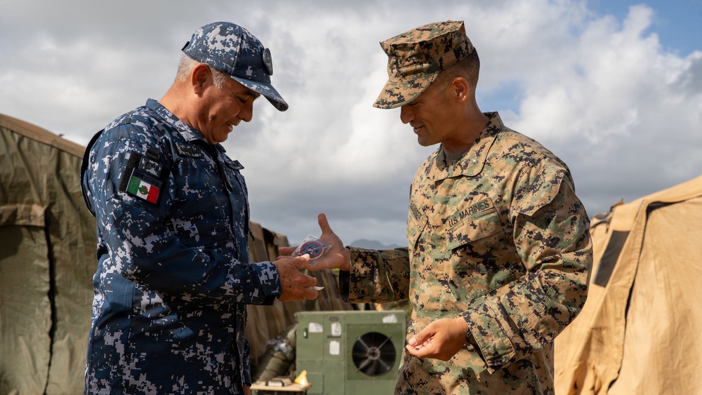 Armada de Mexico Contraalmirante visits MCBH