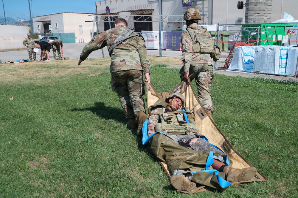 SETAF-AF Soldiers complete combat lifesaver casualty assessment