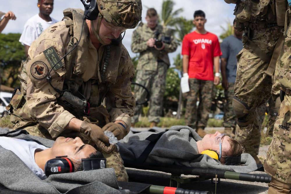 Canadian Armed Forces conduct simulated mass casualty exercise during RIMPAC 26