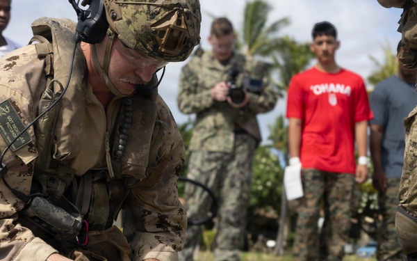 Canadian Armed Forces conduct simulated mass casualty exercise during RIMPAC 26