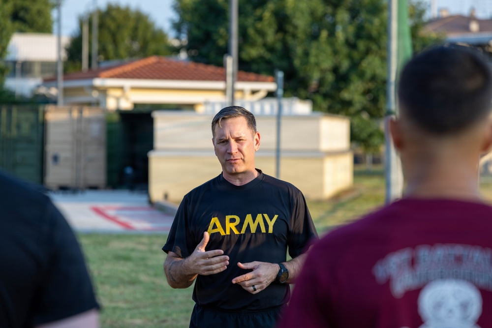 USAFRICOM command senior enlisted leader joins Soldiers for physical readiness training
