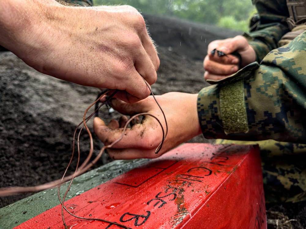 Fuji Viper 26.3 | U.S. Marines Conduct a Demolition Range