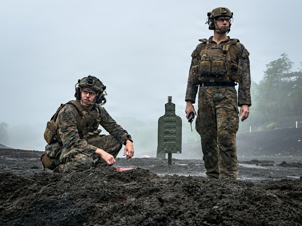 Fuji Viper 26.3 | U.S. Marines Conduct a Demolition Range