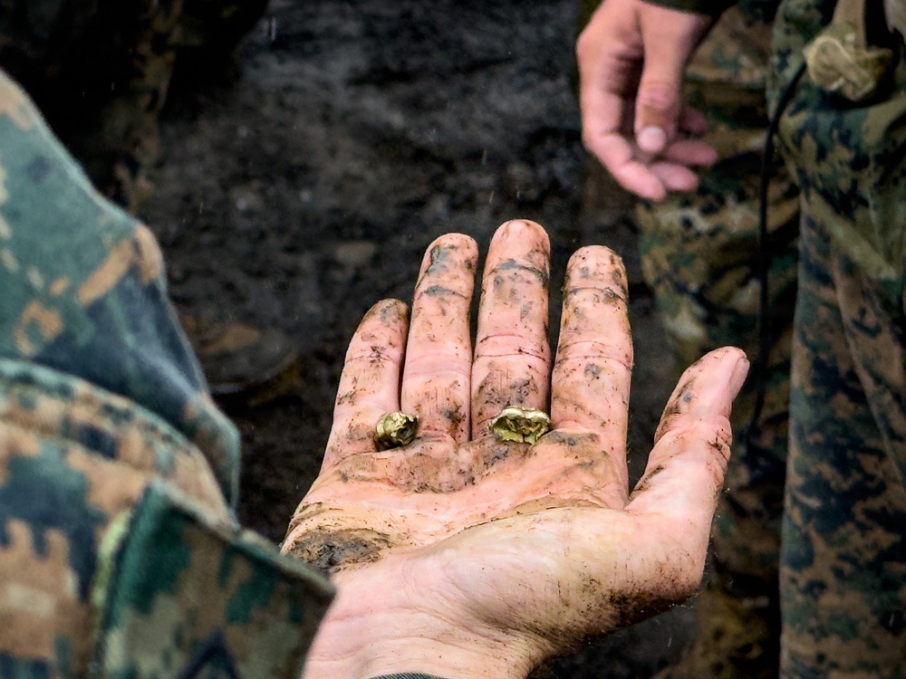 Fuji Viper 26.3 | U.S. Marines Conduct a Demolition Range