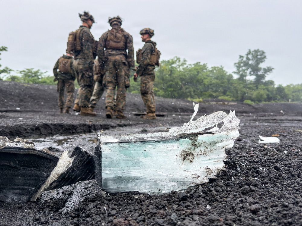 Fuji Viper 26.3 | U.S. Marines Conduct a Demolition Range