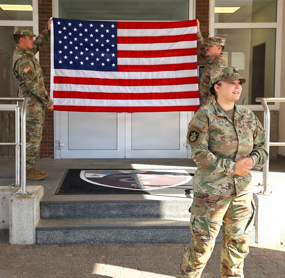 68th TMC Reenlistment Ceremony for SSG Diaz