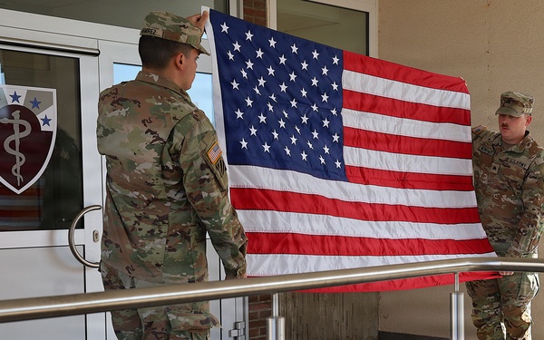 68th TMC Reenlistment Ceremony for SSG Diaz