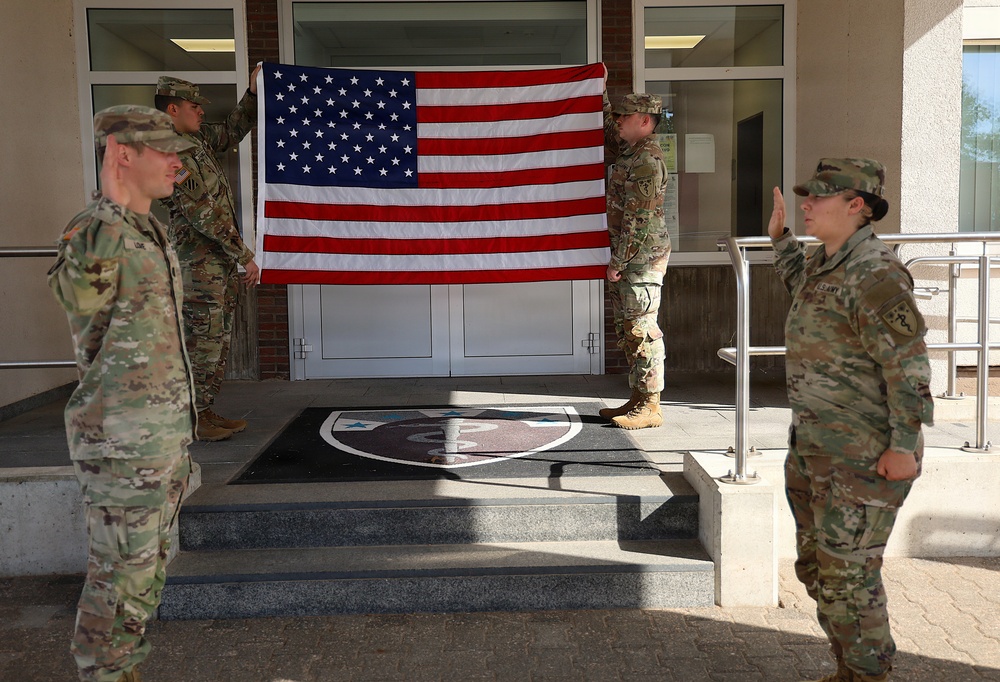 68th TMC Reenlistment Ceremony for SSG Diaz