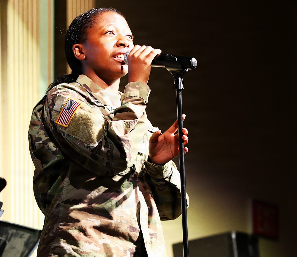 Illinois National Guard’s 144th Army Band Ends America’s 250th Birthday Weekend With a Special Concert in Sandwich’s Historic Opera House