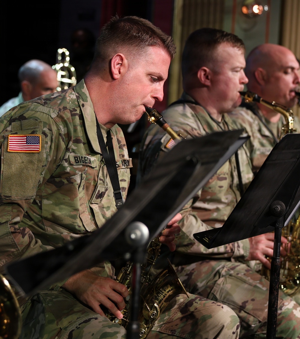 Illinois National Guard’s 144th Army Band Ends America’s 250th Birthday Weekend With a Special Concert in Sandwich’s Historic Opera House