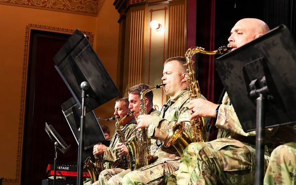 Illinois National Guard’s 144th Army Band Ends America’s 250th Birthday Weekend With a Special Concert in Sandwich’s Historic Opera House