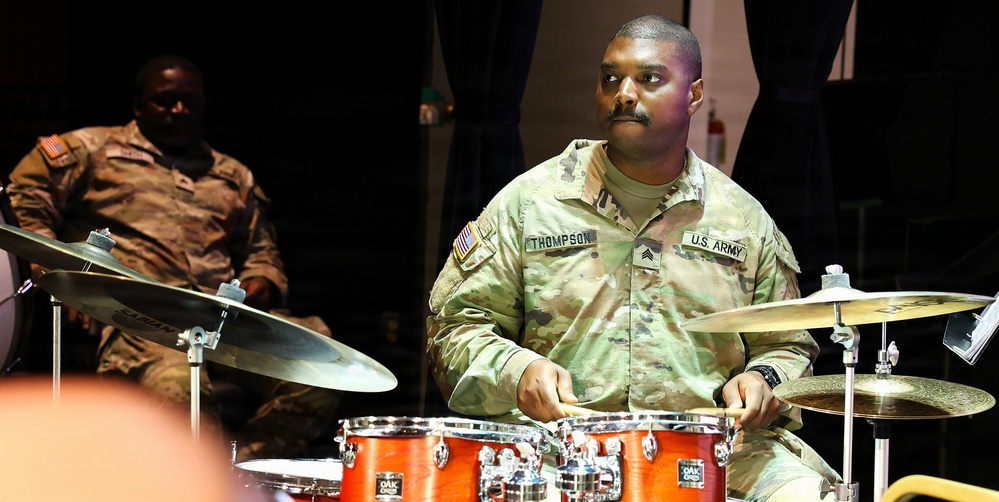 Illinois National Guard’s 144th Army Band Ends America’s 250th Birthday Weekend With a Special Concert in Sandwich’s Historic Opera House