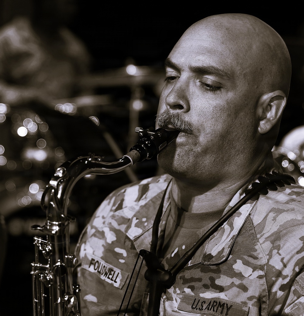 Illinois National Guard’s 144th Army Band Ends America’s 250th Birthday Weekend With a Special Concert in Sandwich’s Historic Opera House