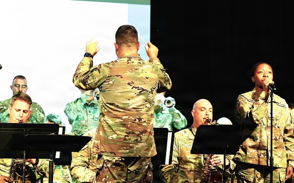 Illinois National Guard’s 144th Army Band Ends America’s 250th Birthday Weekend With a Special Concert in Sandwich’s Historic Opera House