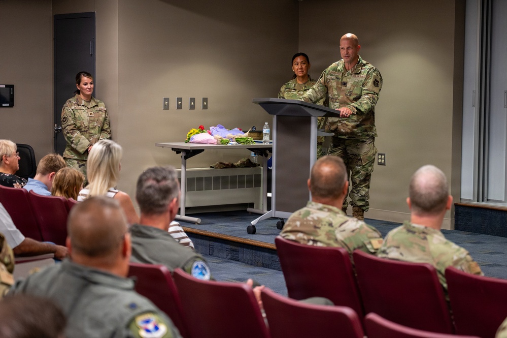 911th AES change of command