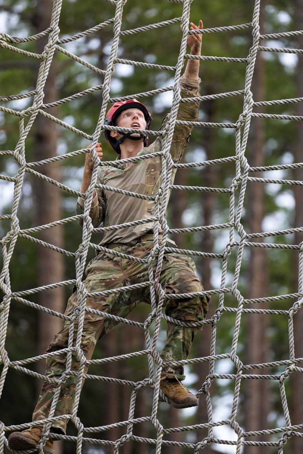 Utah Guardsman completes an obstacle course during Army National Guard 2026 Best Warrior Competition