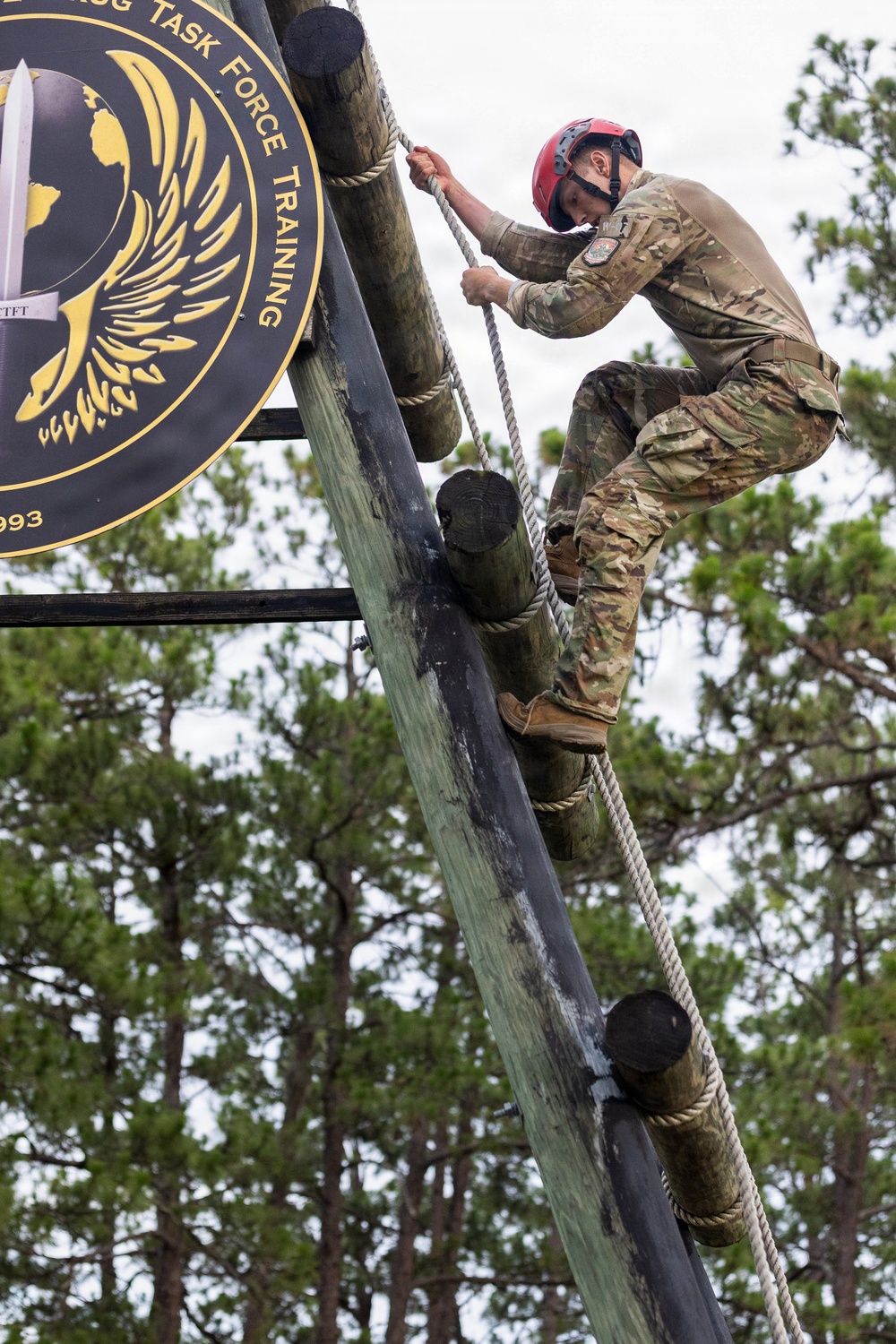 Utah Guardsman completes an obstacle course during Army National Guard 2026 Best Warrior Competition