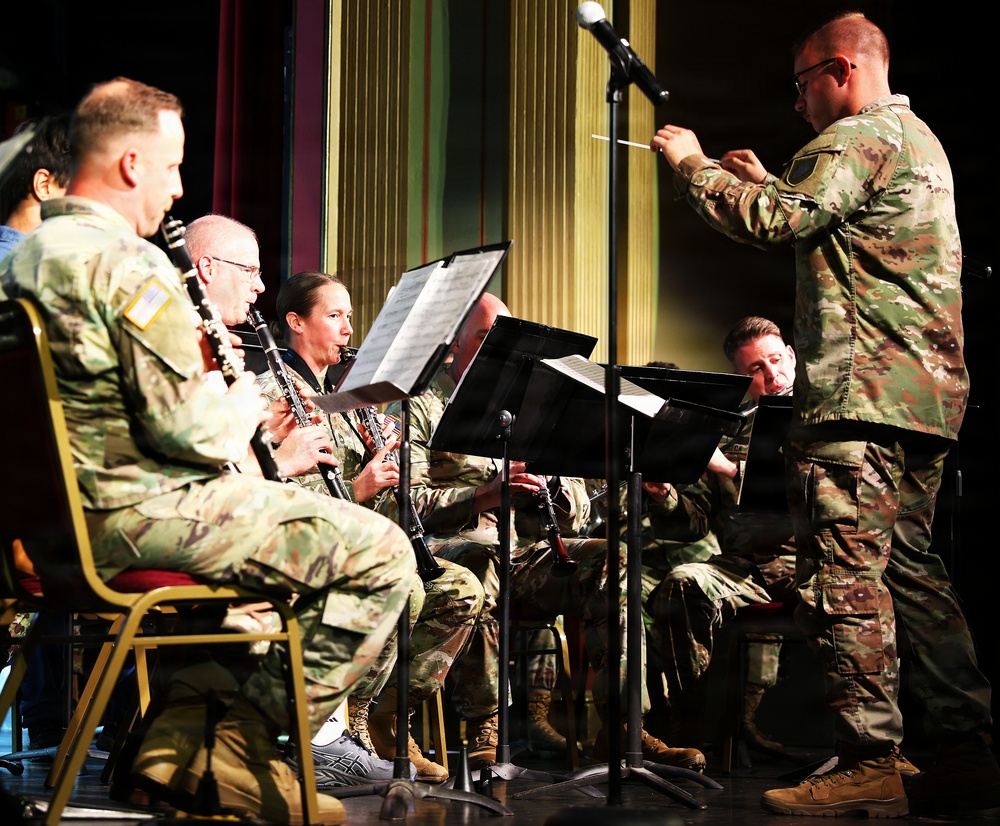 Illinois National Guard’s 144th Army Band Ends America’s 250th Birthday Weekend With a Special Concert in Sandwich’s Historic Opera House