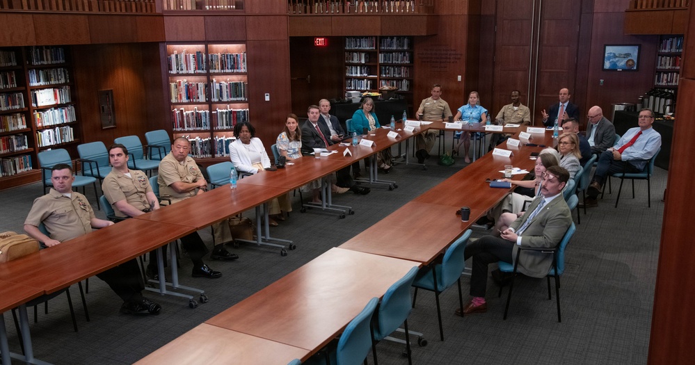 Navy Commands Launch Historic Partnership to Accelerate Defense Innovation Across Gulf Coast