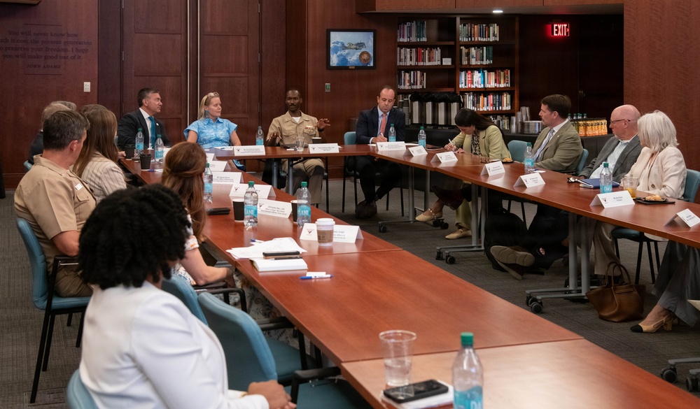 Navy Commands Launch Historic Partnership to Accelerate Defense Innovation Across Gulf Coast