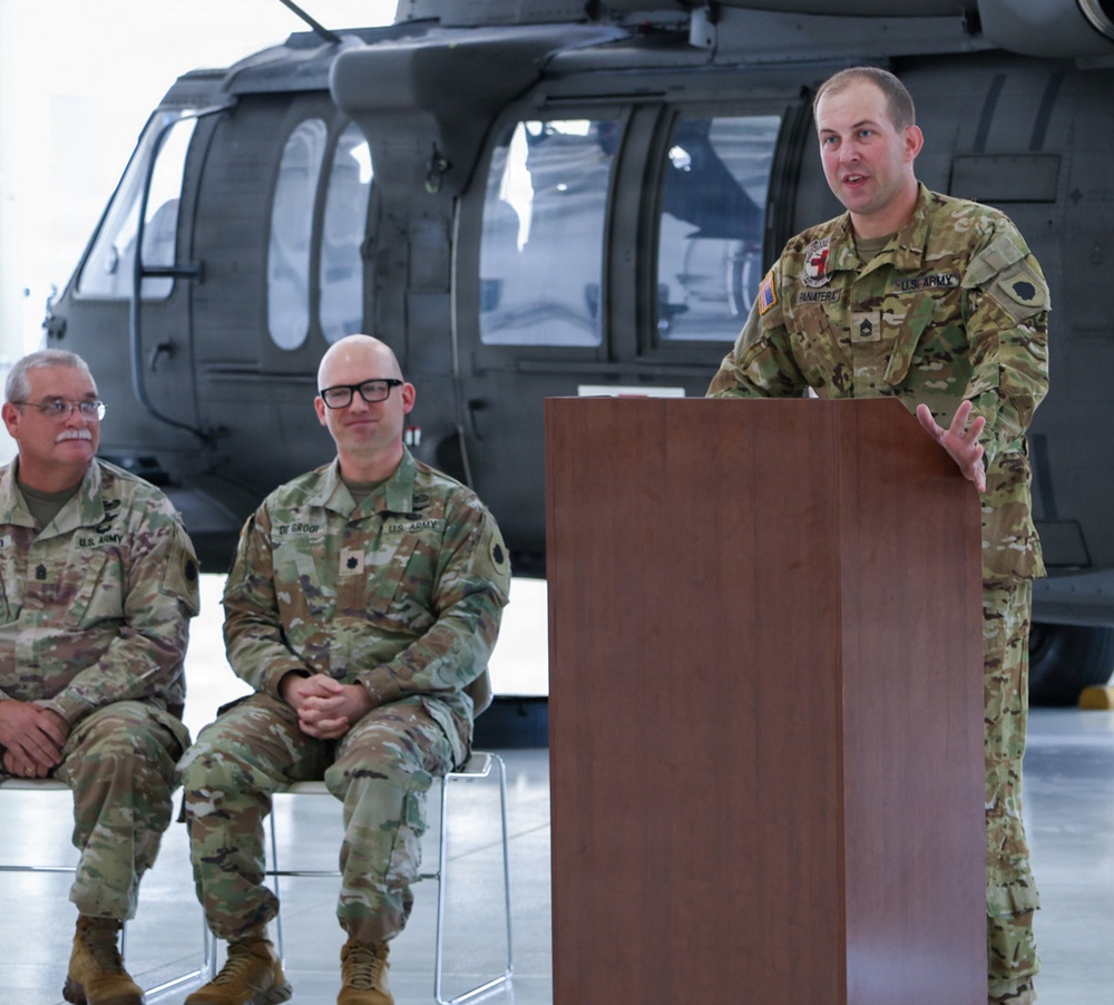 Illinois Army Aviation MEDEVAC Writes Final Chapter of Unit’s History with Casing of Colors