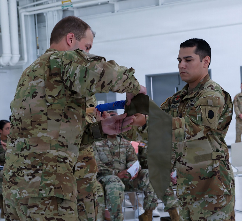 Illinois Army Aviation MEDEVAC Writes Final Chapter of Unit’s History with Casing of Colors