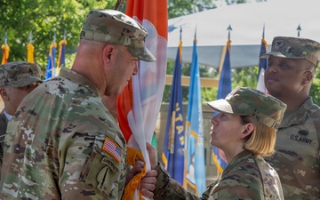 COL Christopher Green takes command of the 106th Signal Brigade