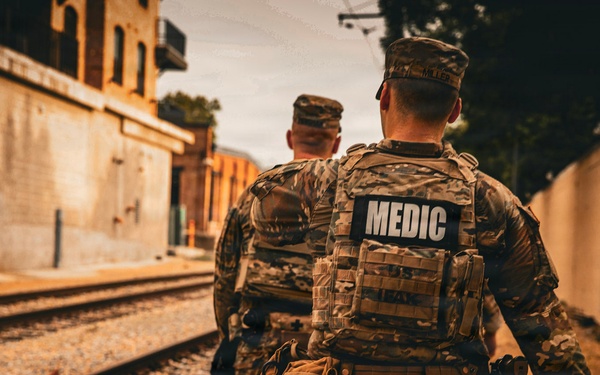 U.S. Army Soldiers with Tennessee National Guard patrol Memphis