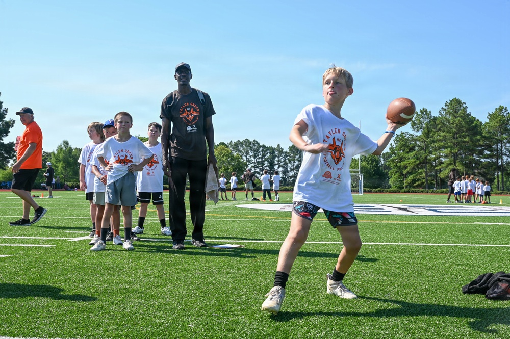 LRAFB Hosts the Taylen Green Pro Camp