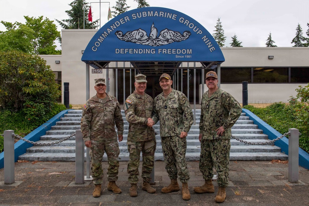 Maj. Gen. Thomas Friloux visits Commander, Submarine Group 9