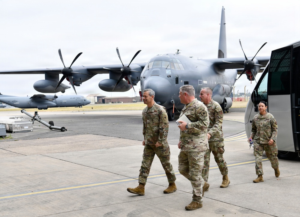 CSAF, CMSAF visit RAF Mildenhall