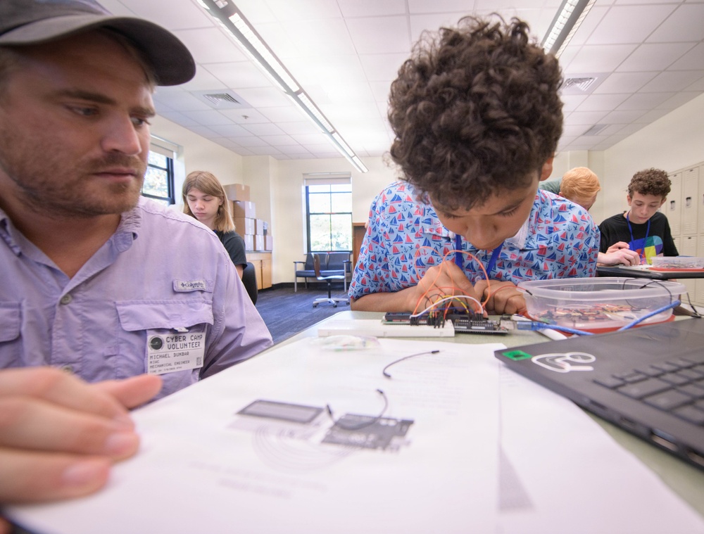 NIWC Atlantic Hosts 15th Annual Palmetto Cybersecurity &amp;amp; STEM Camp