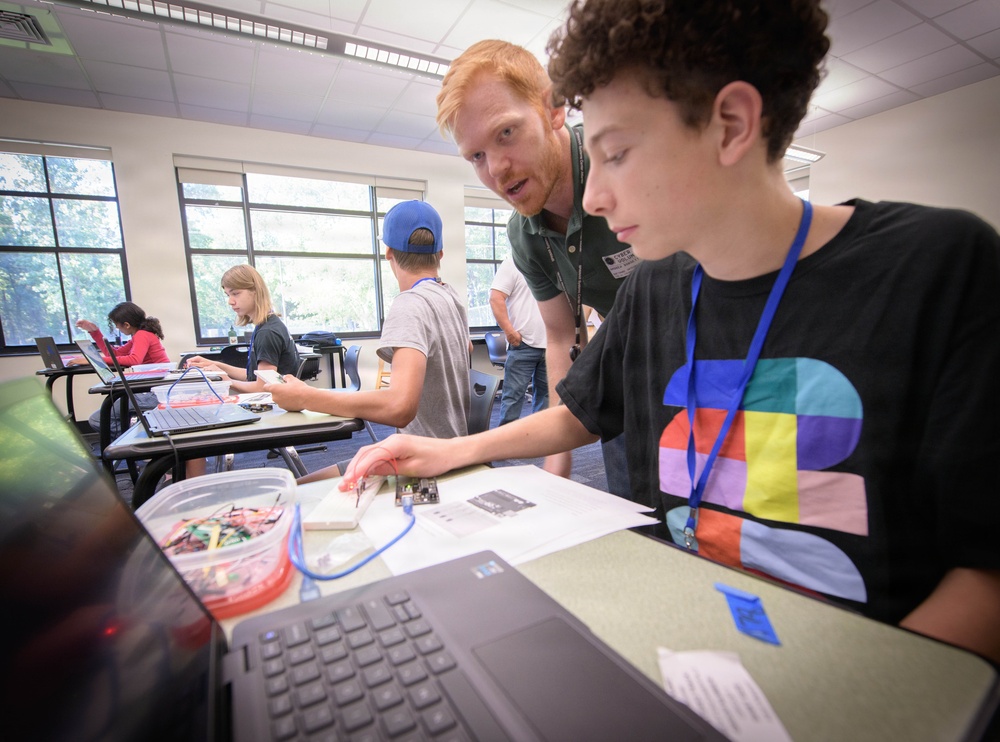 NIWC Atlantic Hosts 15th Annual Palmetto Cybersecurity &amp;amp; STEM Camp