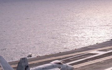 USS Carl Vinson (CVN 70) conducts flight operations