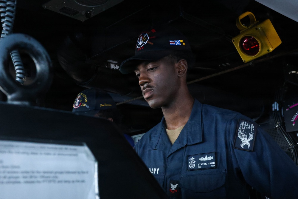 USS Carl M. Levin conducts routine operations during RIMPAC 26