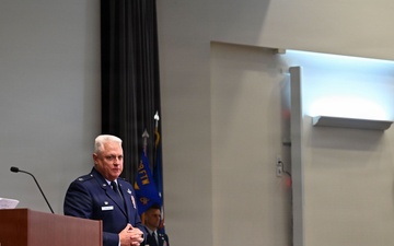 908th Operations Group Welcomes New Commander