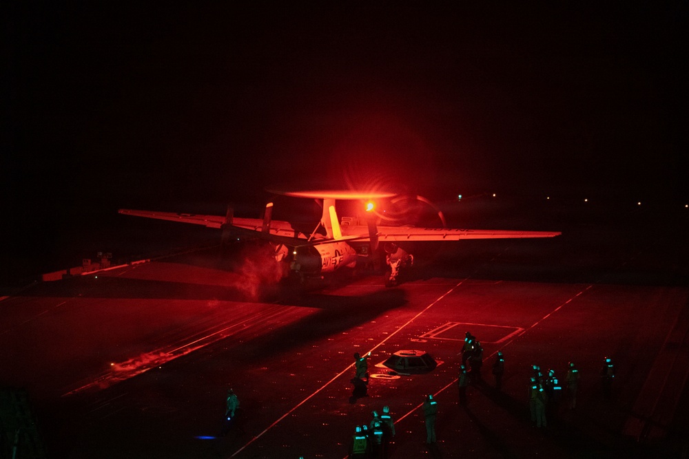 USS Carl Vinson (CVN 70) conducts flight operations