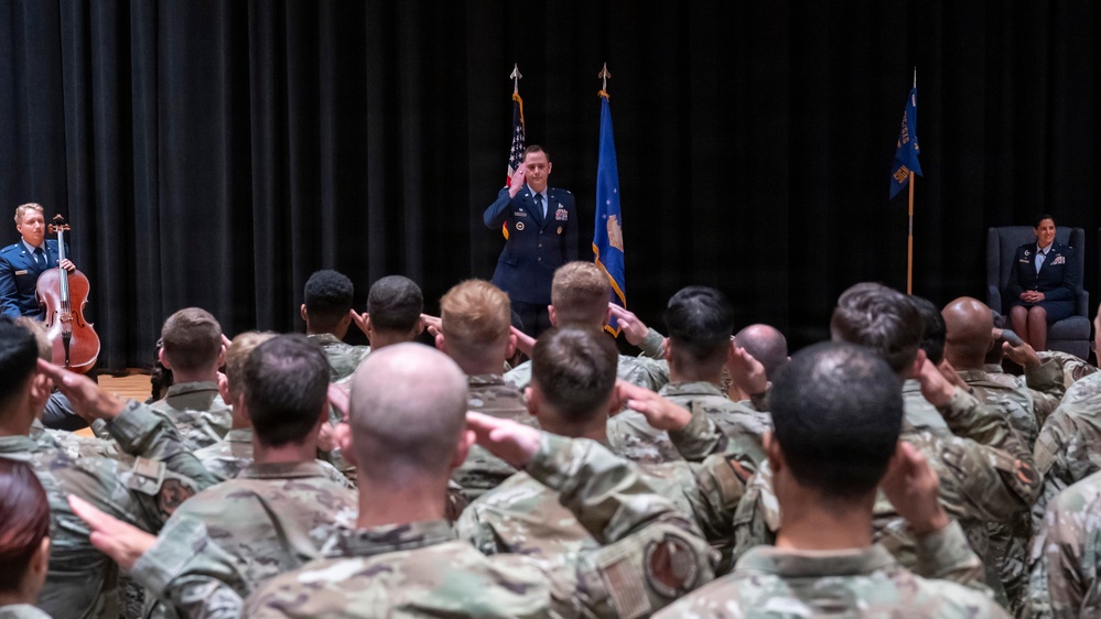 Signals Analysis Squadron transitions leadership