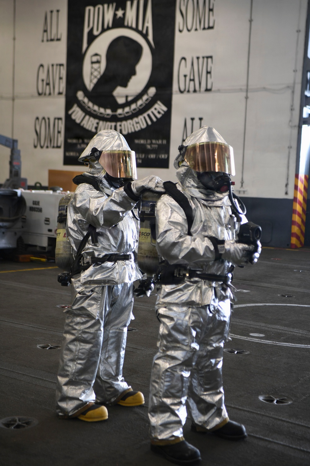 USS Carl Vinson (CVN 70) conducts general quarters drill