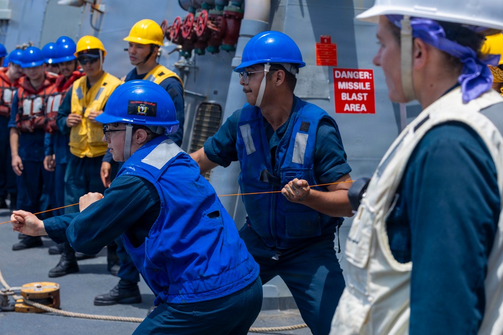 Milius RAS with USNS Wally Schirra